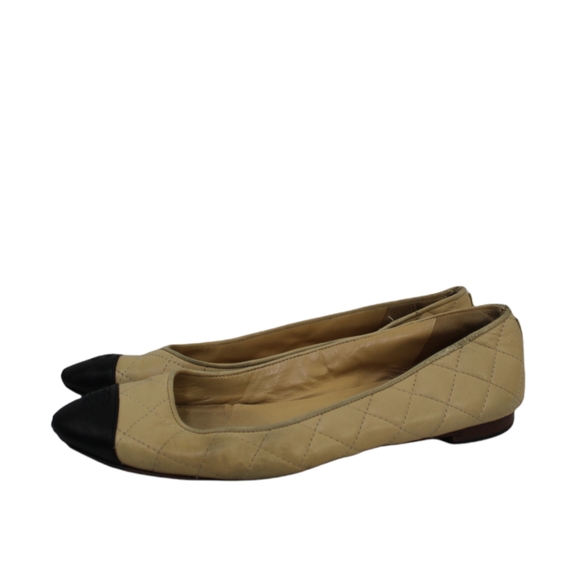 CHANEL Shoes - CHANEL quilted leather cap toe ballet flats size 37.5 fair condition